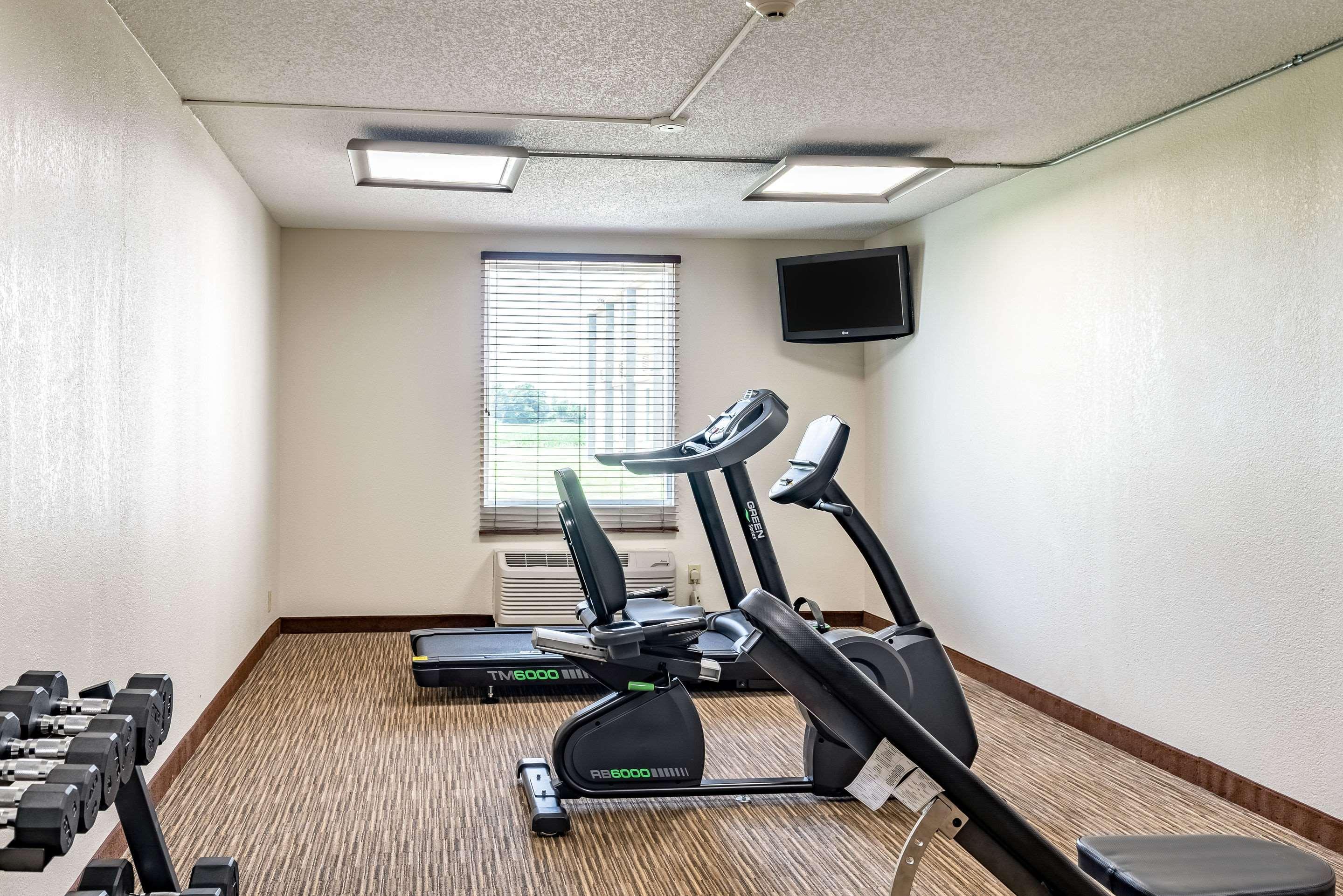 Quality Inn Bucyrus North Екстер'єр фото